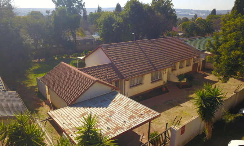 3 Bedroom House Noordwyk, Midrand