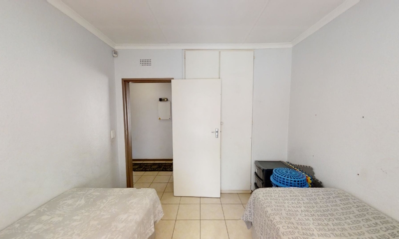 3 Bedroom House Noordwyk, Midrand (20)