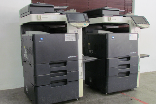 Warehouse Clearance Webcast Auction Movables (14)